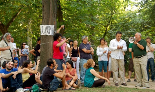 Post image for Stiglitz addresses indignados at first 15-M social forum