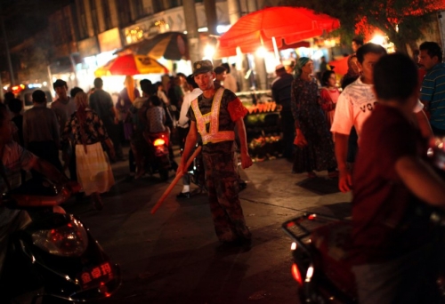 Post image for Thousands of Chinese revolt against state authority