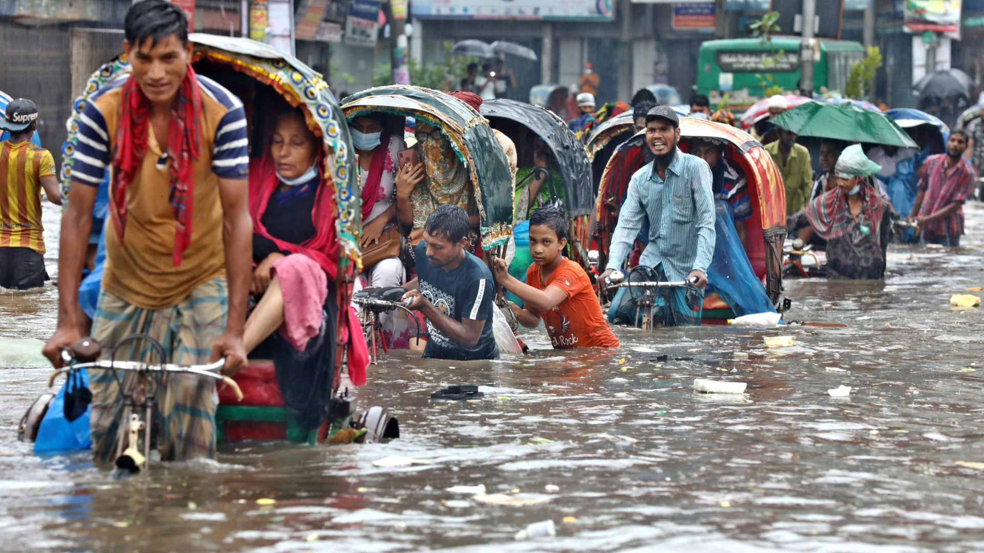 https://roarmag.org/wp-content/uploads/2020/12/Bangladesh-flooding-2K-1920x1080.jpg